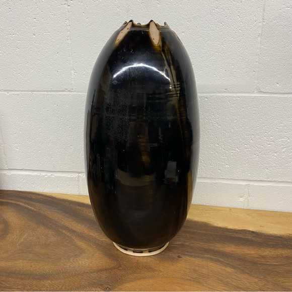 17” Tall Pottery Floor Vase Artisan Made - Picture 4 of 12